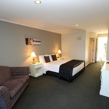 Champers Motor Inn Lower Hutt Exterior foto