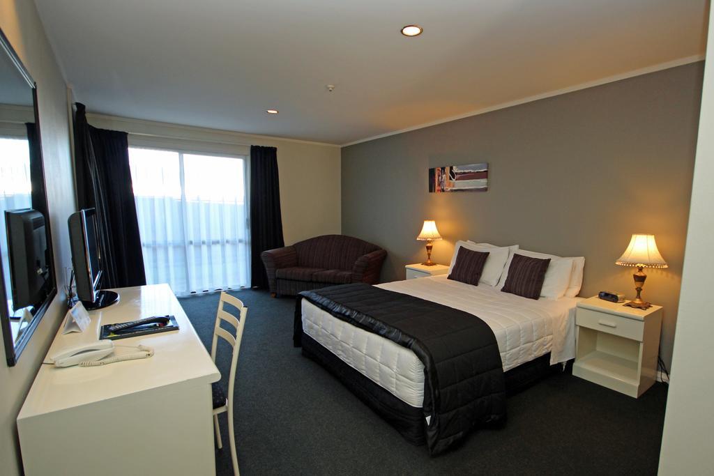 Champers Motor Inn Lower Hutt Habitación foto
